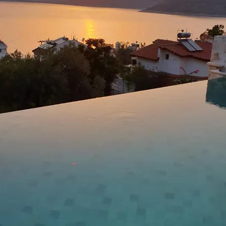 Captivating Casa La Calypso Villa