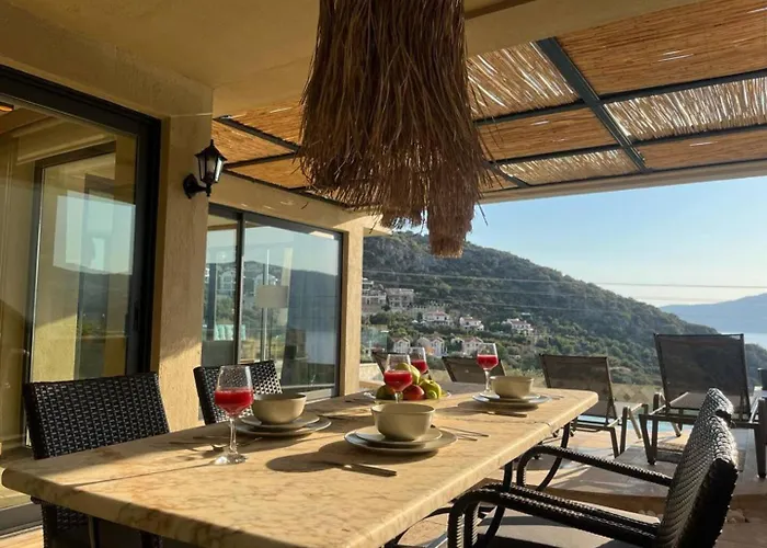 Captivating Casa La Calypso Villa